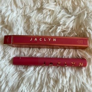 JACYLN Cosmetics Lip Cushion